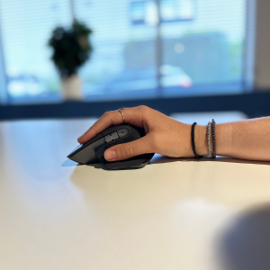 Ergonomic mouse